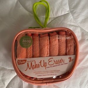 MAKEUP ERASER SET